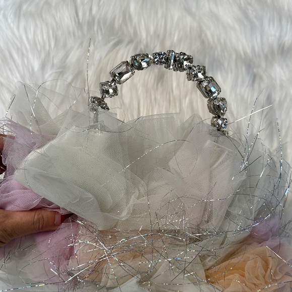 L'Alingi
Taliya tulle pouch minibag - Picture 4 of 13